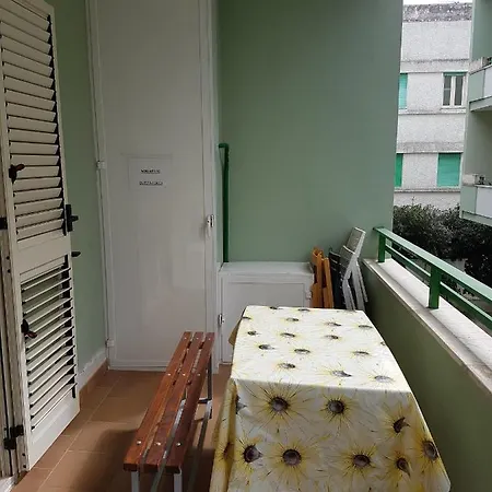 Acqua Azzurra Baia Verde 아파트